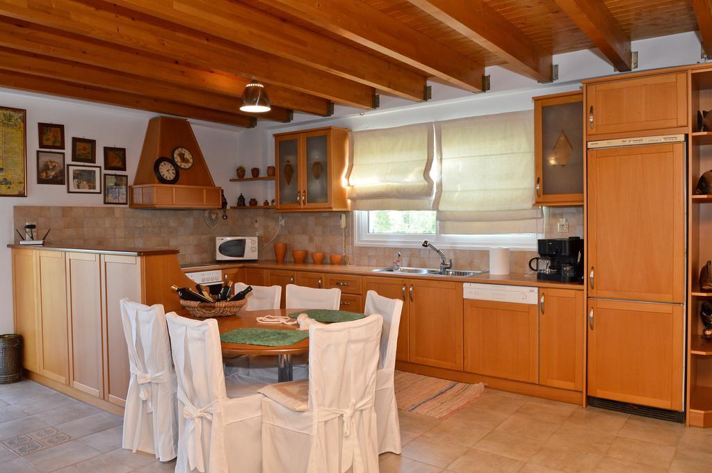 Dimeon Villa Κάτω Αχαΐα Δωμάτιο φωτογραφία